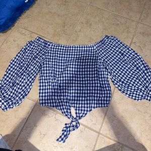 Off the shoulder balloon sleeve top